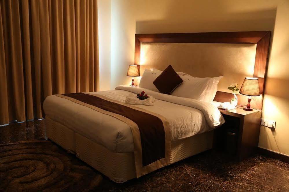 Belle Tower Luxury Apartments Μανάμα Εξωτερικό φωτογραφία